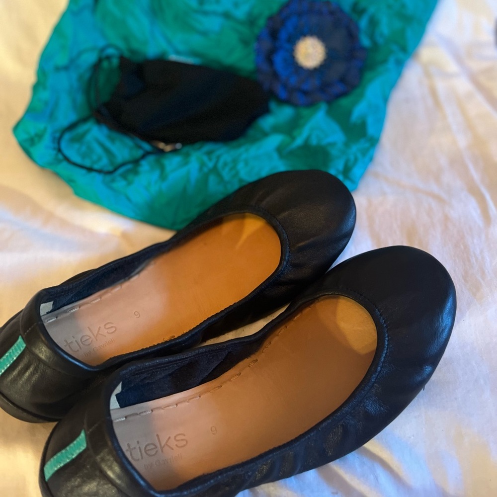 Tieks, practically brand new!